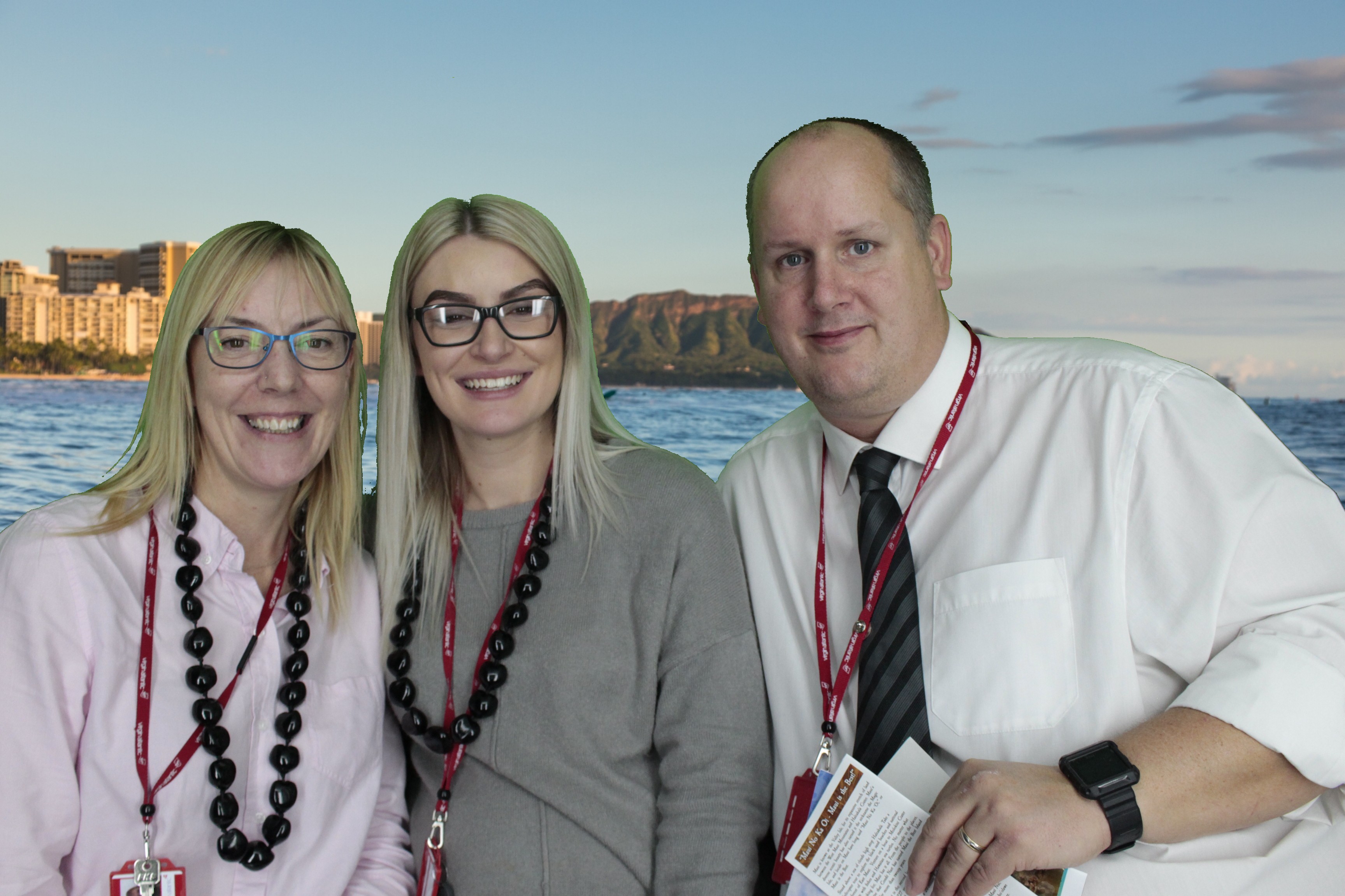 Hawaii Theme Virgin Holidays | View more photos from the event at gallery.myphotoboothexperience.co.uk/u/MyPhotoBoothExperienceLtd/Hawaii-Theme-Virgin-Holidays